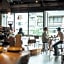 Len Kyoto Kawaramachi Hostel Cafe & Bar