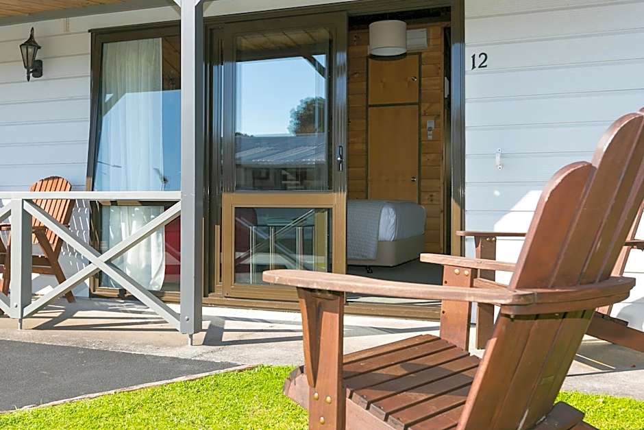 Lockwood Manor Motel