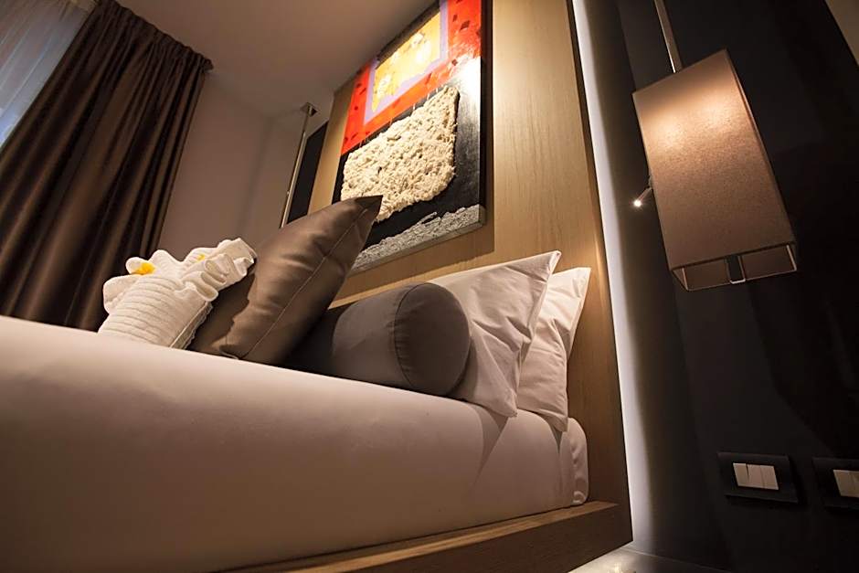 Navona Rooms