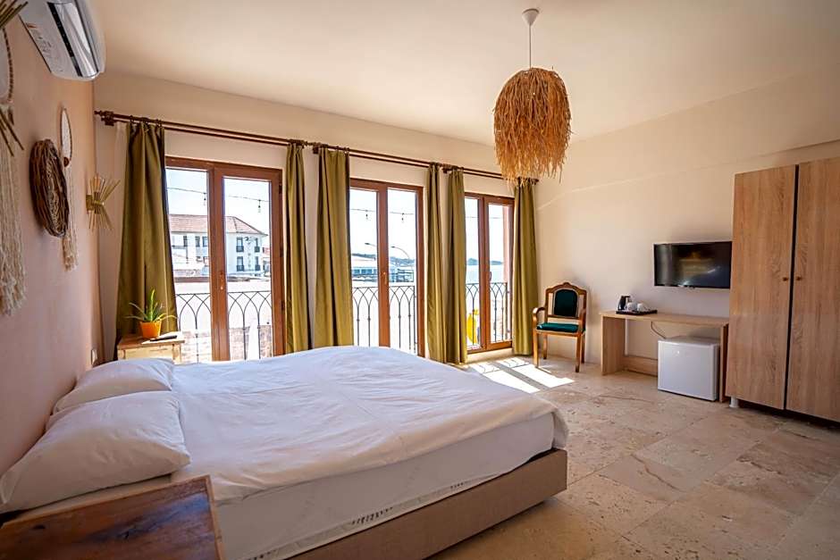 CasaLyma Ayvalık