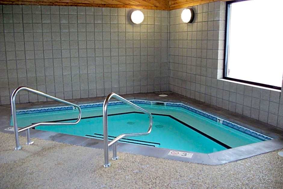 AmericInn by Wyndham Beulah