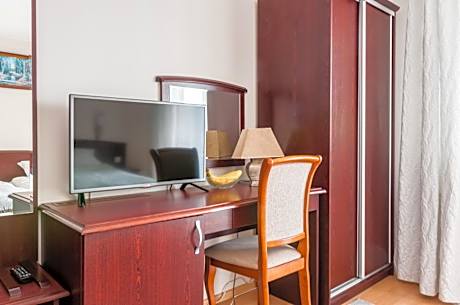 Queen Room with Balcony