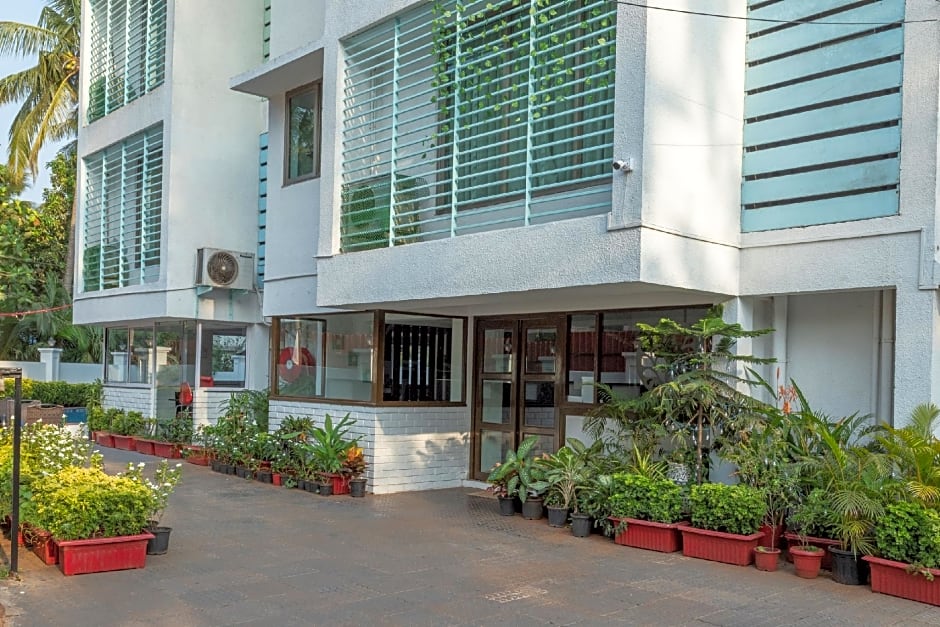 Arotel Rooms & Suites