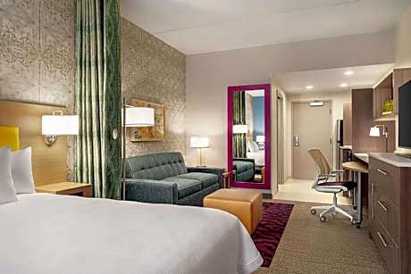 King Studio Suite - Hearing Access/Non-Smoking