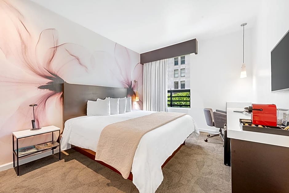 The O Hotel, Trademark Collection by Wyndham