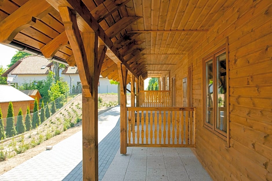 JANTAR Pokoje i Domki u Reni