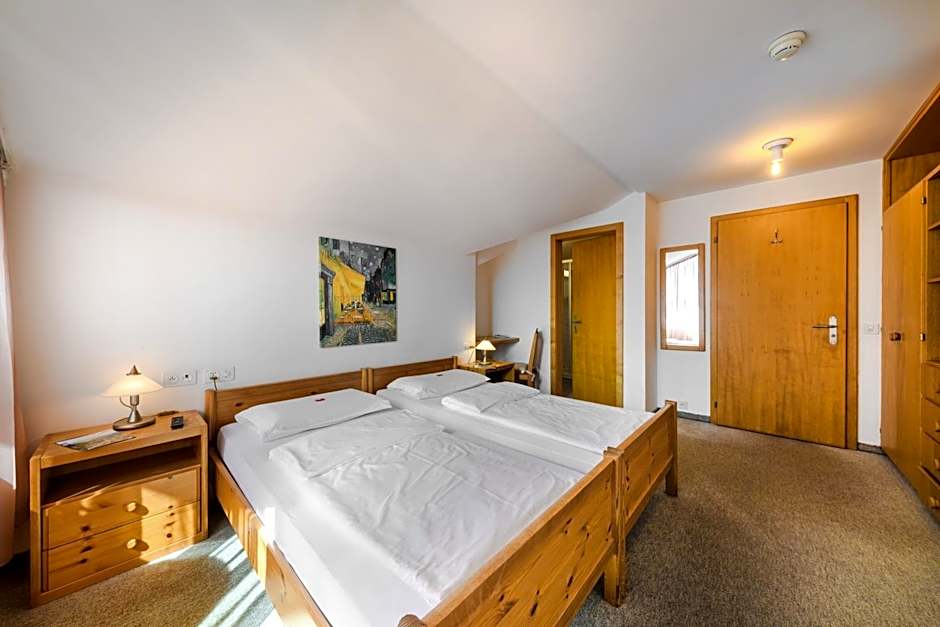 Poschiavo Suisse Hotel