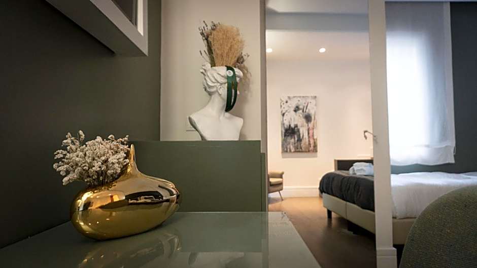 Athena Luxury Rooms