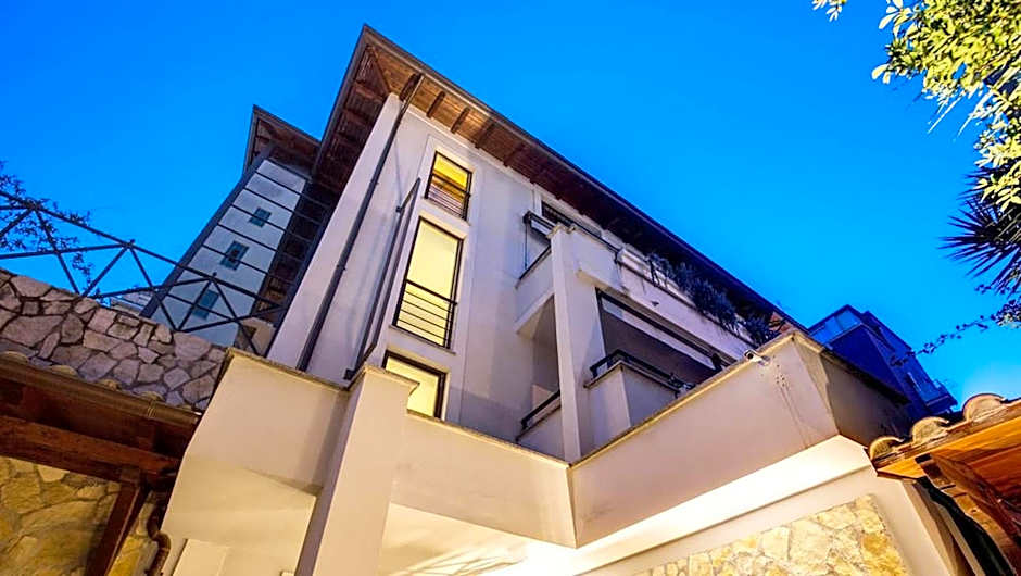 The Strand Hotel