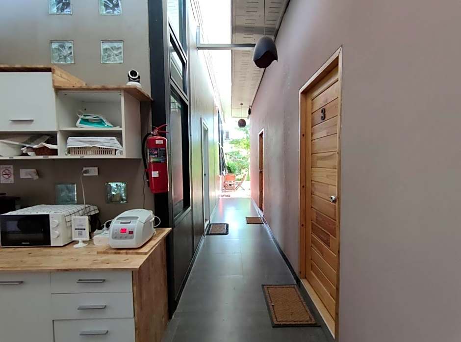 Morinaka Craftfe & Poshtel