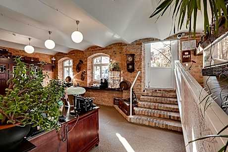 Janne Hotel with Self Check-in