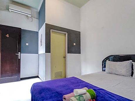 Kartini Guest House near Alun Alun Probolinggo