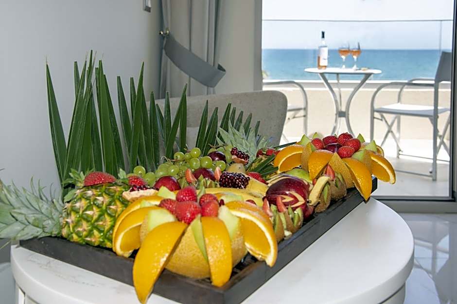 Vantaris Luxury Beach Resort