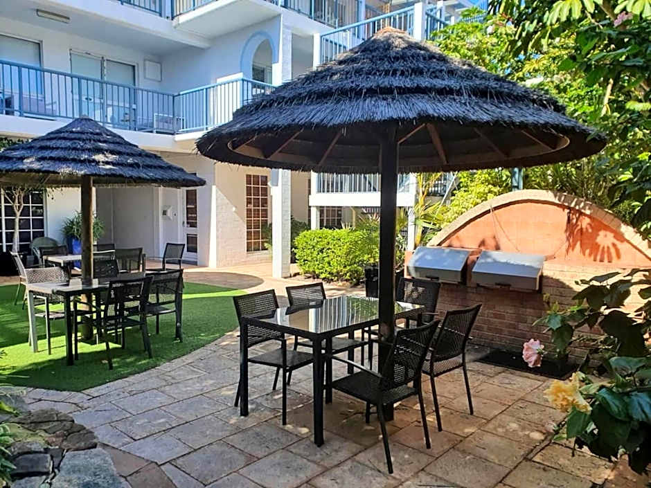 Coastal Salty Air 2bedrm 2bath W Ocean Views!