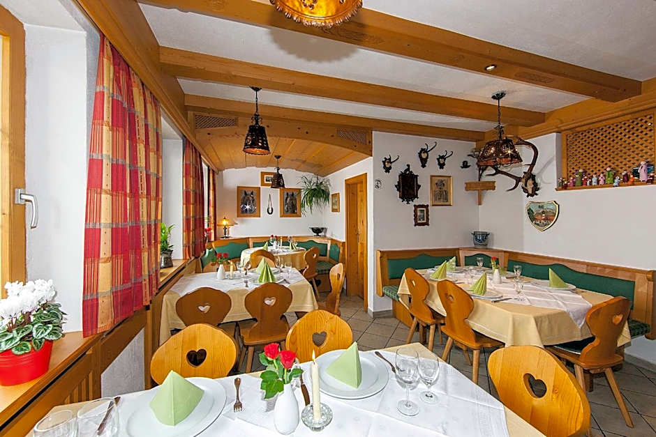 Frühstückspension Gästehaus Zum weissen Rössl