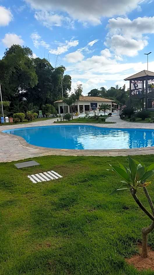 Golden dolphin Express 5pessoas mais 1 criança até 5 anos com toalhas e roupas de cama,lençóis, travesseiros e fronhas e 3 parques aquáticos termais limpeza impostos e taxas já incluso