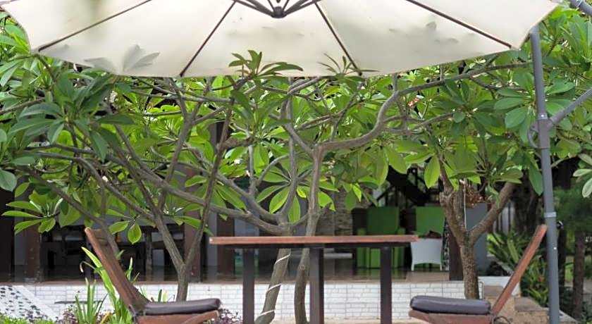 Royal Regantris Villa Karang