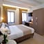 Leone Hotel