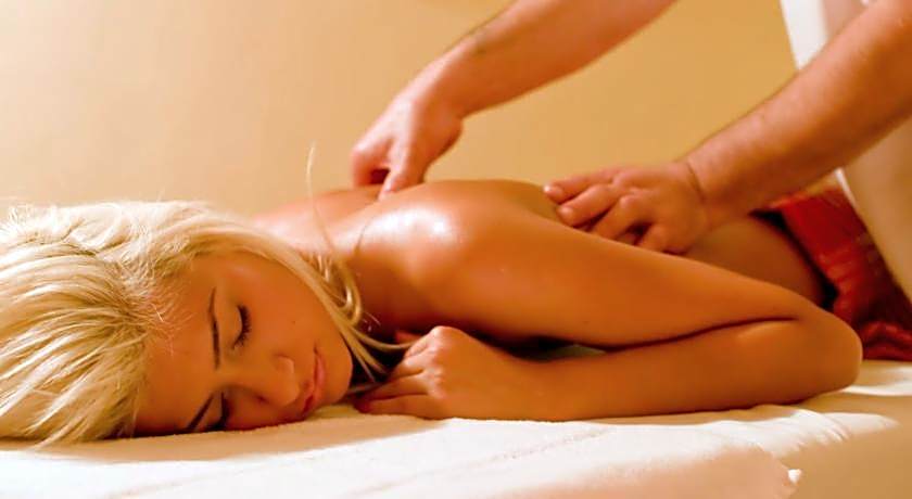 GLK PREMIER Regency Suites & Spa