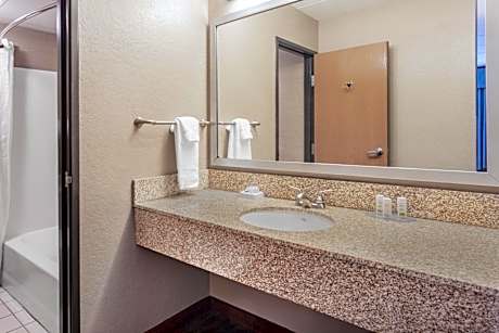 Superior King Room - Non-Smoking