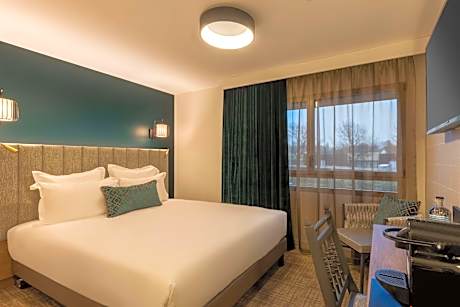 Classic Double Room with Accessible Walk-In Shower