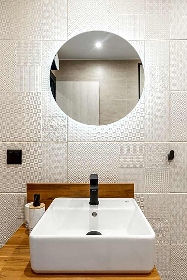 Ermoo Athens Modern Living