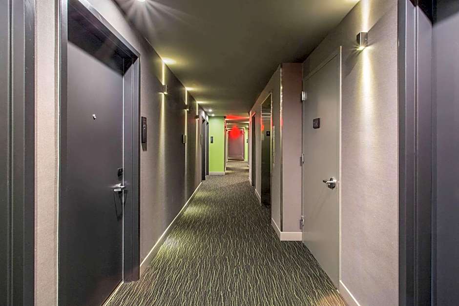 Insignia Hotel Brooklyn, Ascend Hotel Collection