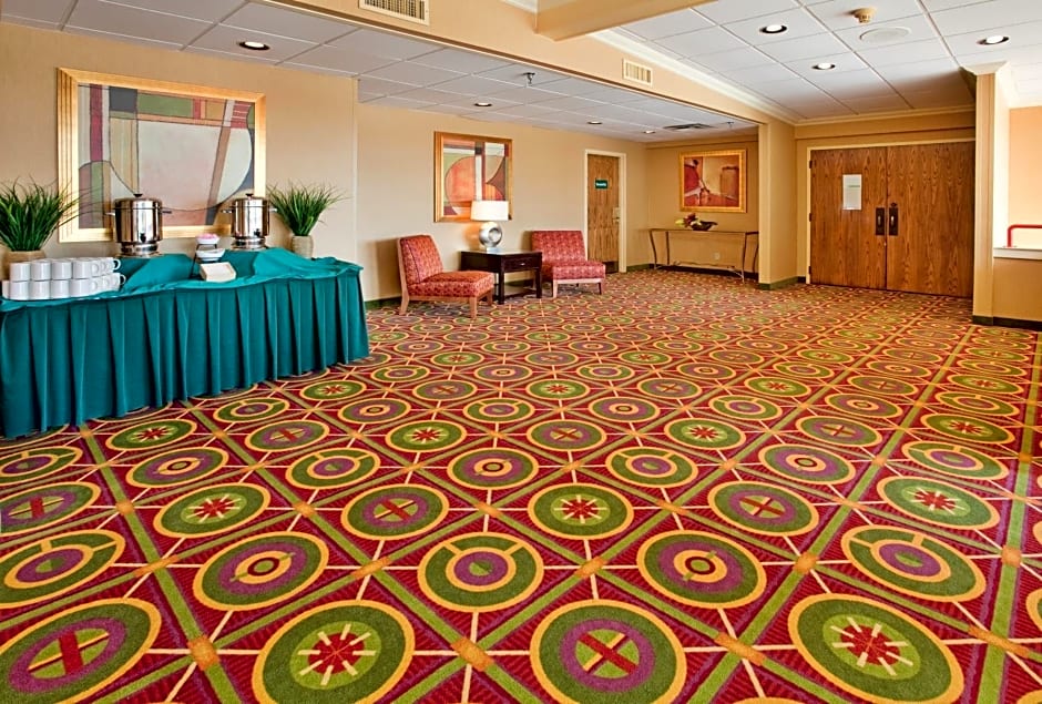 Holiday Inn Hotel & Suites Springfield, an IHG Hotel