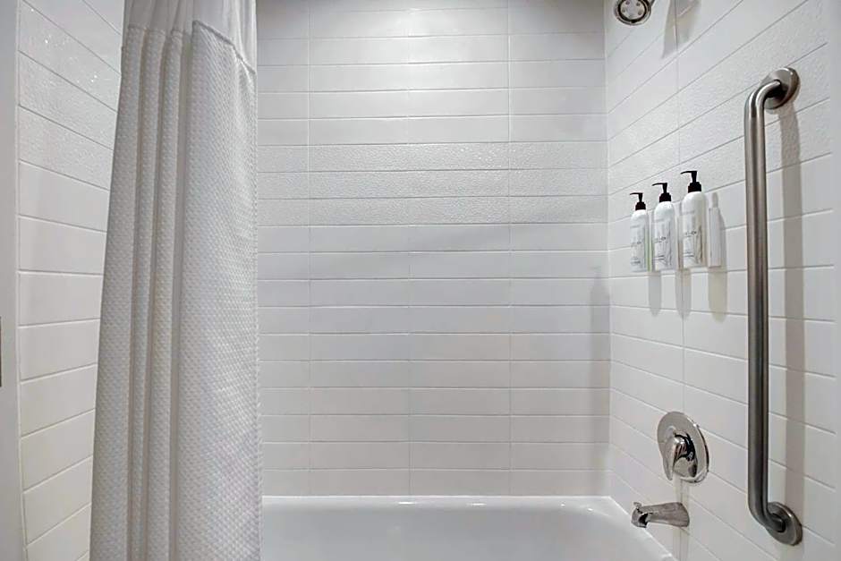 Fairfield Inn & Suites by Marriott Greenwood