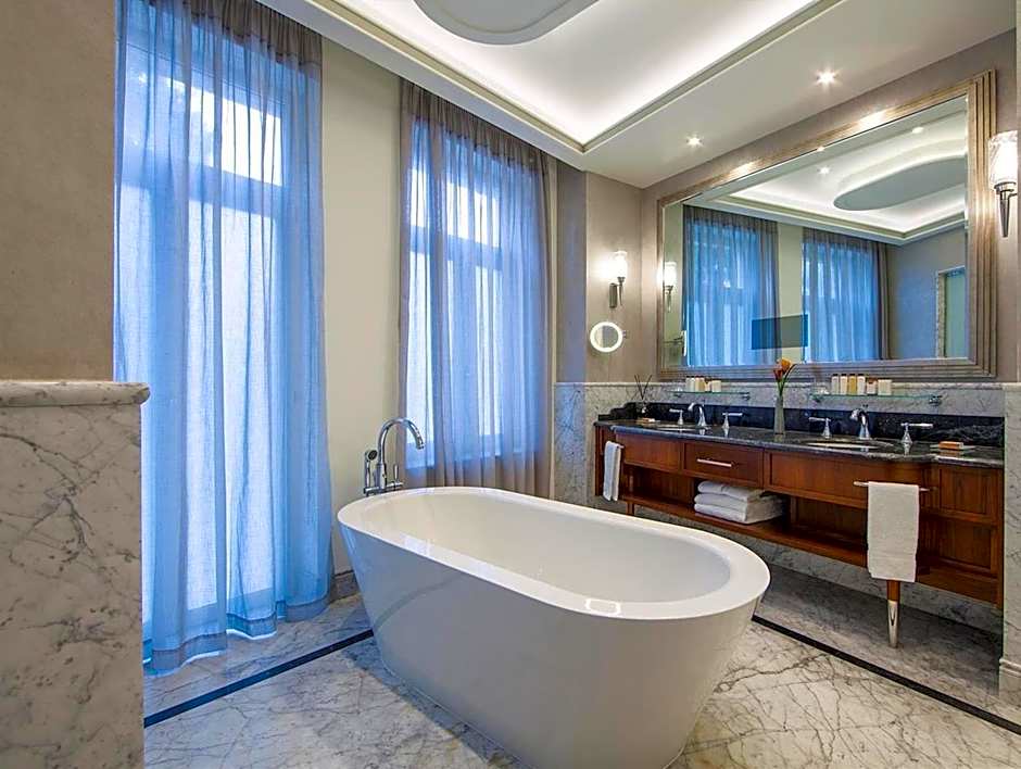 Waldorf Astoria By Hilton Jerusalem