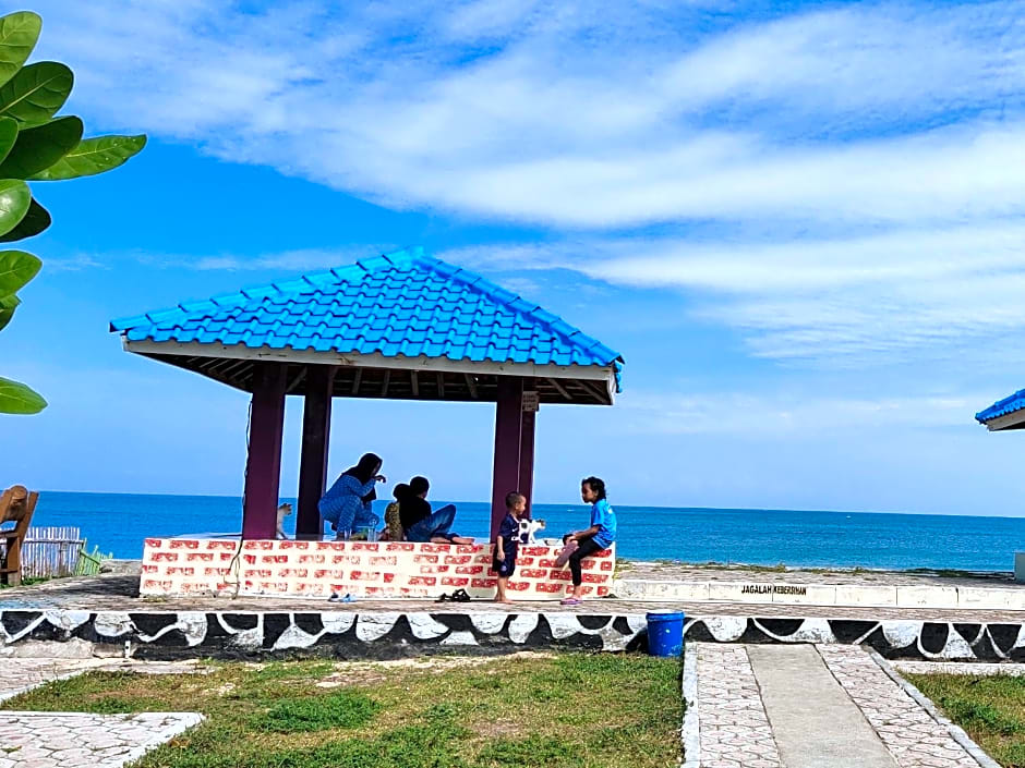 penginapan karanglaut santolo