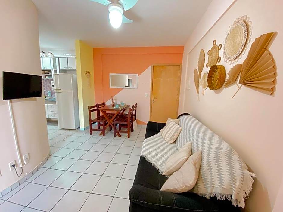 Apto lindo e aconchegante com piscina 202A