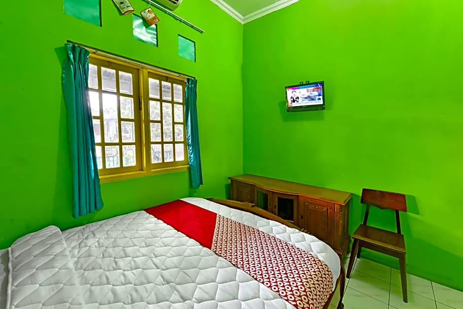 SPOT ON 91357 Hotel Mulyo