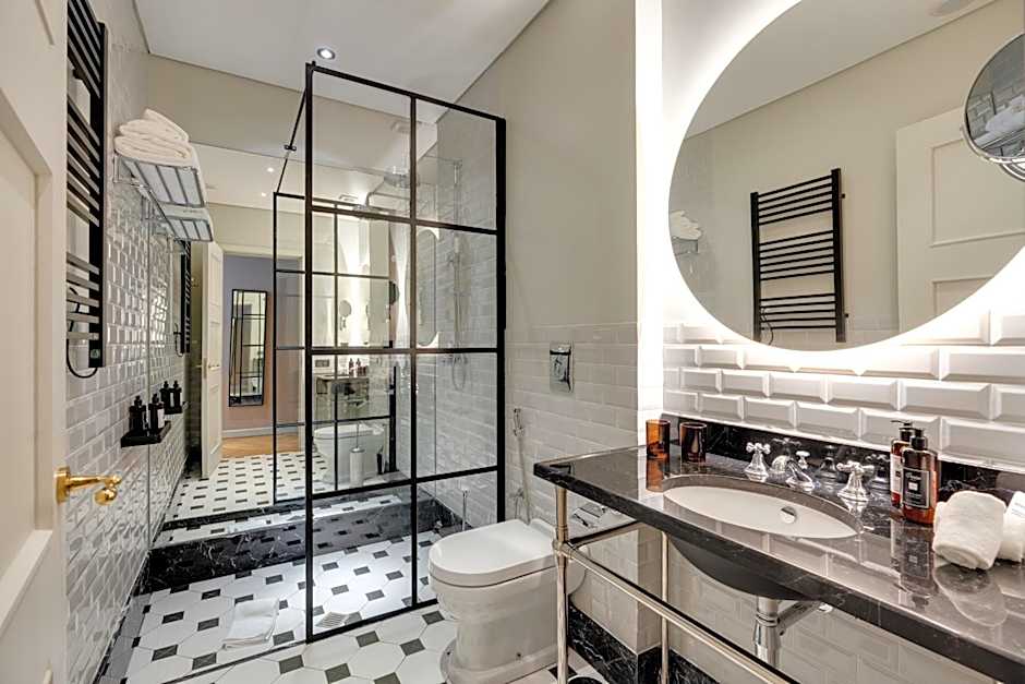 Portie Deluxe Suites by DA'HOME