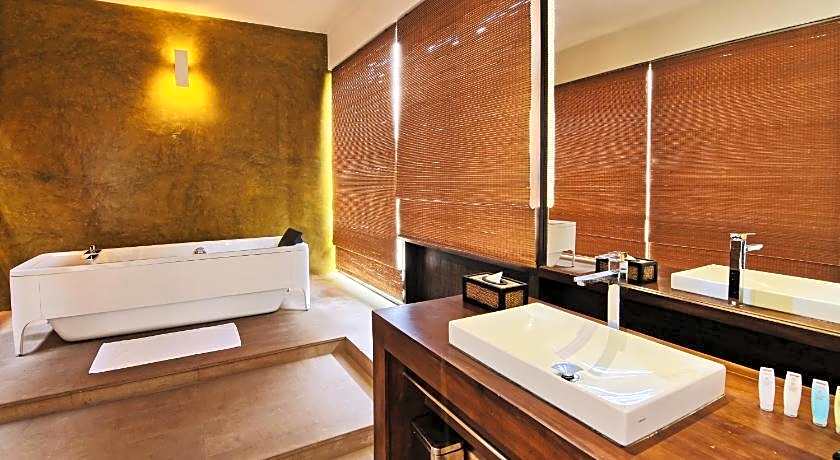 Grand Beach Wijayaleisure 