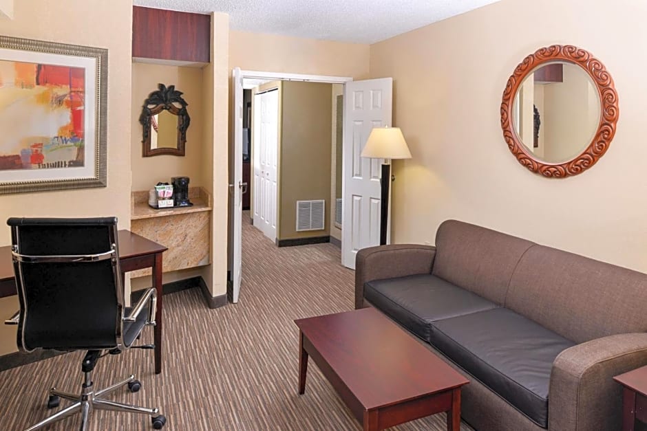 Holiday Inn Express Hotel Clearwater East - ICOT Center By IHG