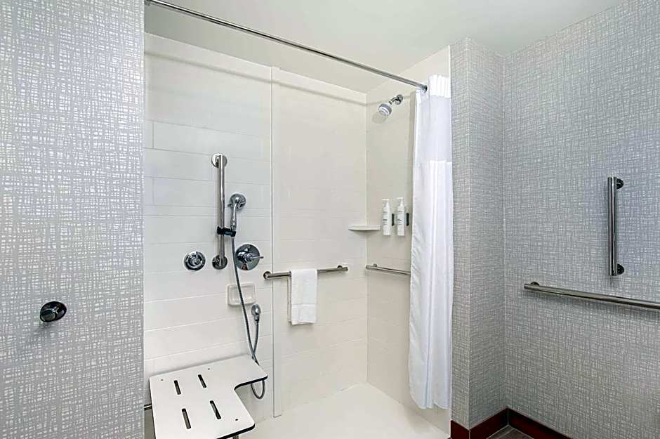 Hampton Inn Albertville, Al