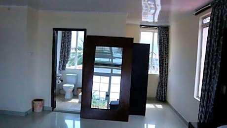 Metro Hotel