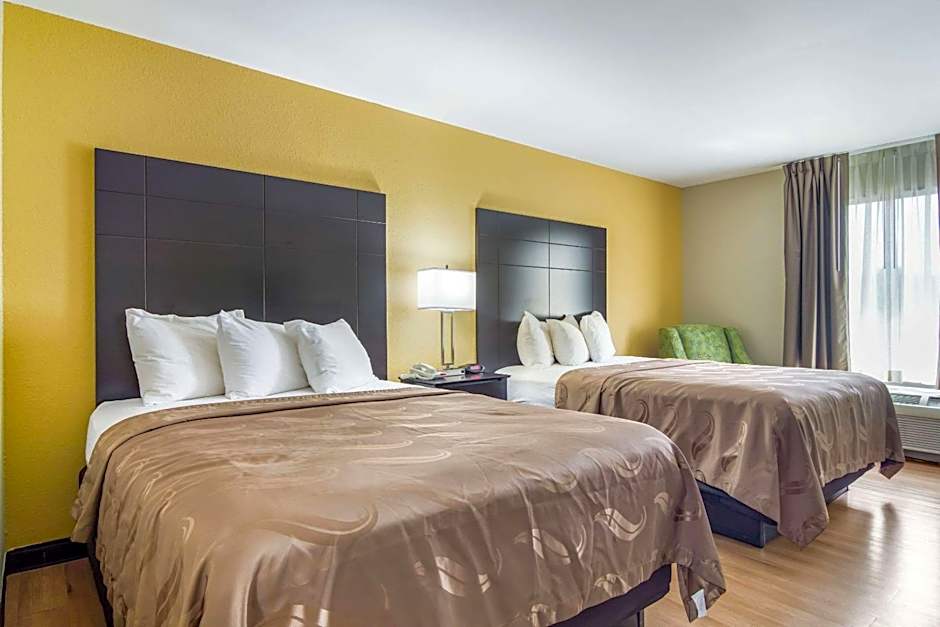Quality Inn & Suites Canton, GA