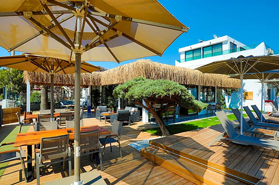 Yalıpark Beach Hotel