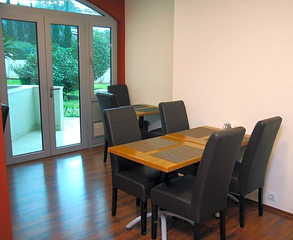 Vila V Lux Apartments