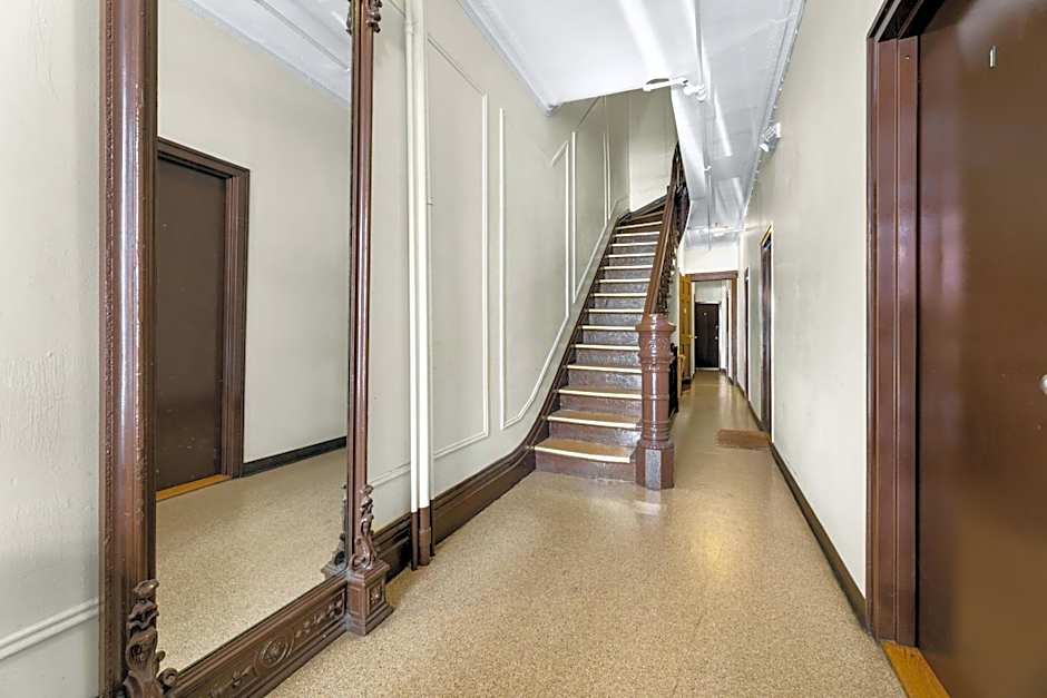 West 30th Street Guest House