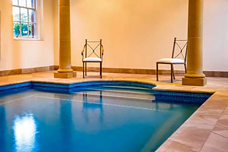 Suite with Private Pool