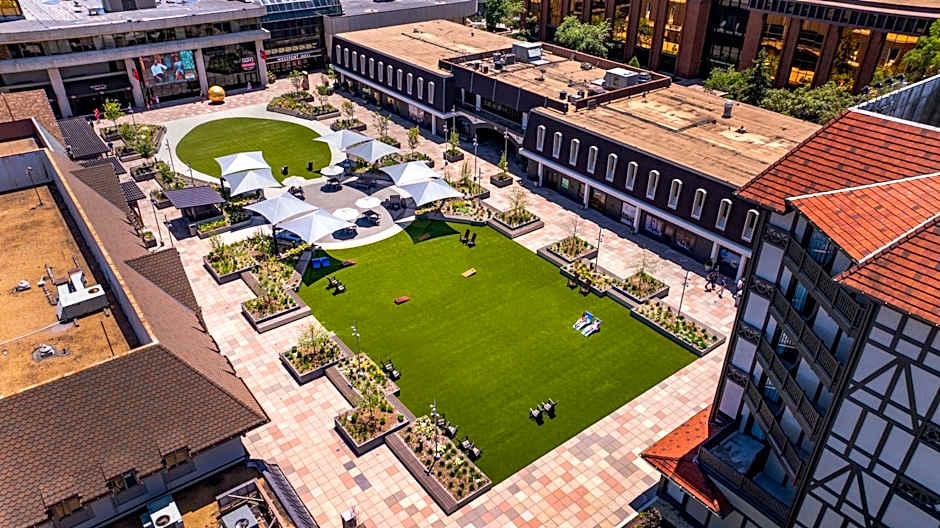 Sheraton Westport Plaza Hotel St. Louis