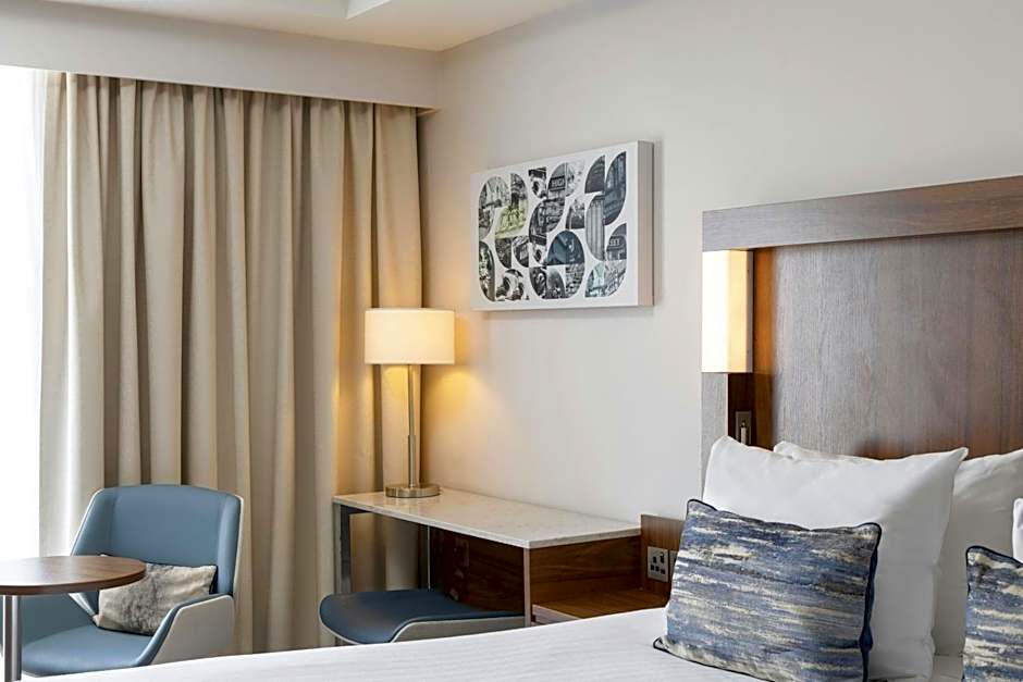 Courtyard by Marriott Oxford City Centre