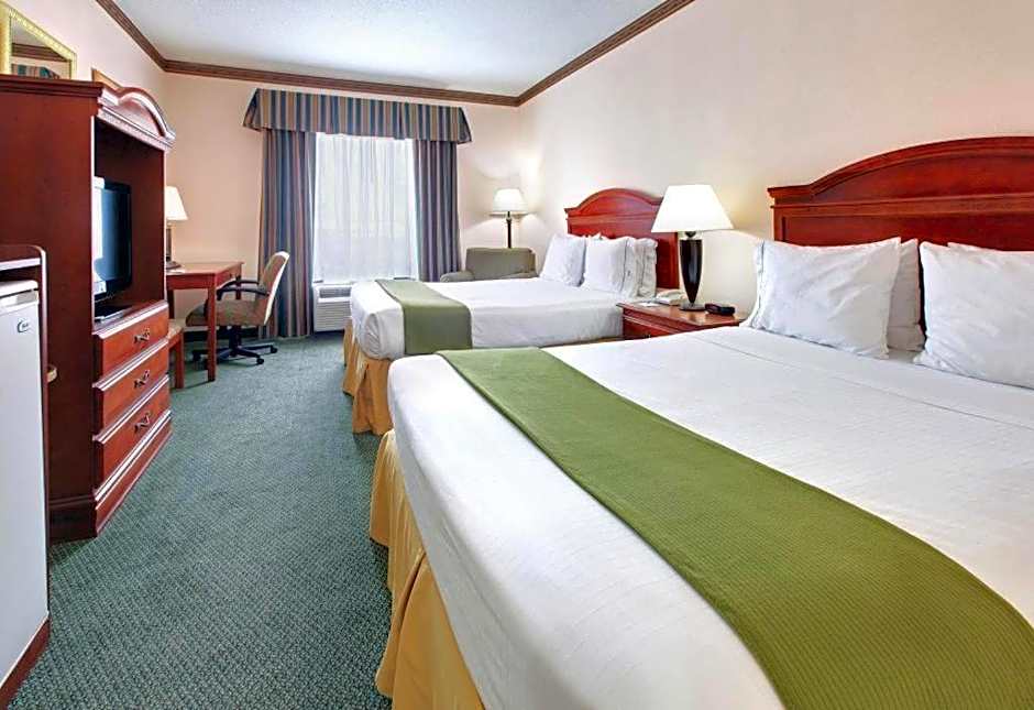 Holiday Inn Express Hotel & Suites Cleveland - Ms By IHG