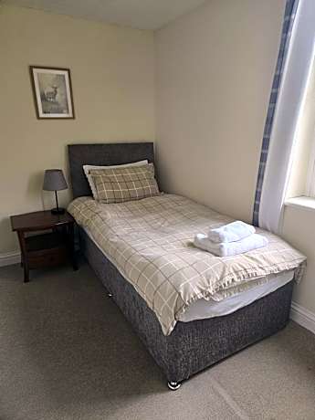 Two-Bedroom Apartment with Sea View