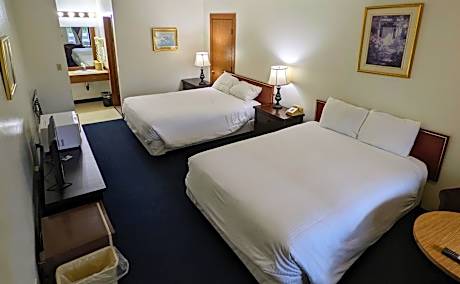 Queen Room with Two Queen Beds