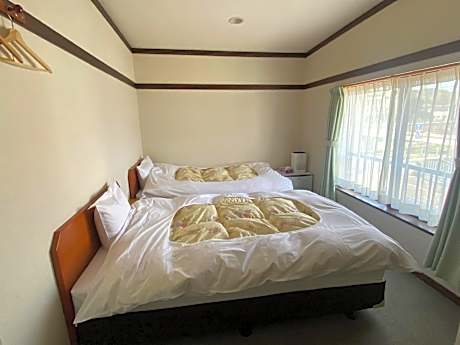 Twin Room with Shared Bathroom