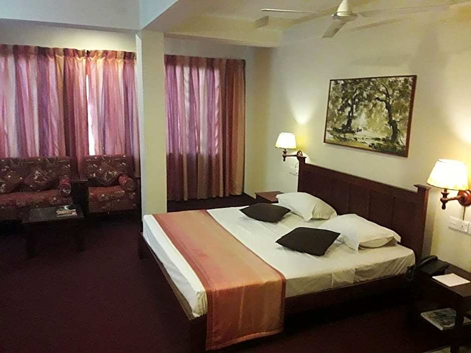 Hotel Janaki